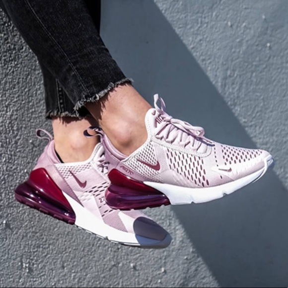 nike barely rose 270